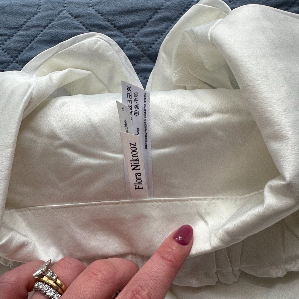Flora Nikrooz Bride Satin Pajama Set – Small - Picture 4 of 4